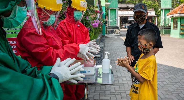 V&amp;igrave; một thế giới tốt đẹp hơn