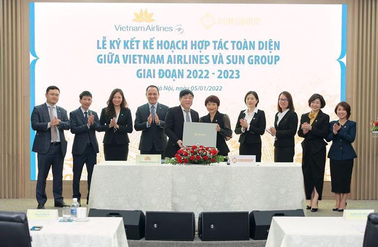 Lễ k&amp;yacute; kết giữa Sun Group v&amp;agrave; VNA