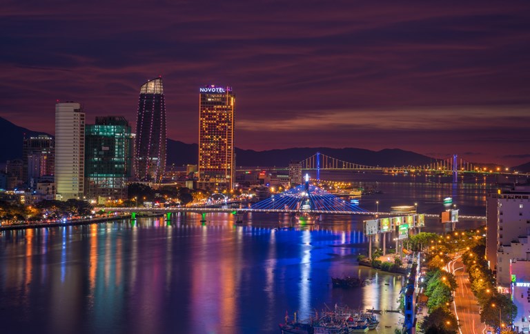 To&amp;agrave;n cảnh Novotel Danang Han River