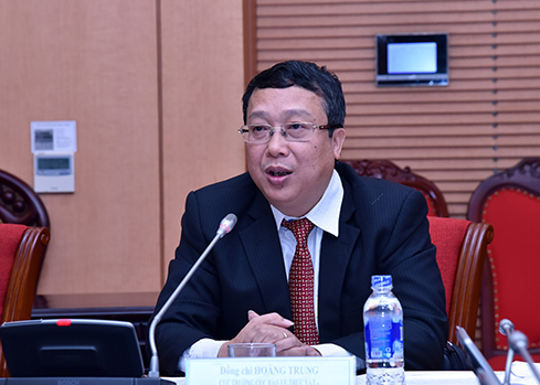 &amp;Ocirc;ng Ho&amp;agrave;ng Trung, Cục trưởng Cục Bảo vệ thực vật