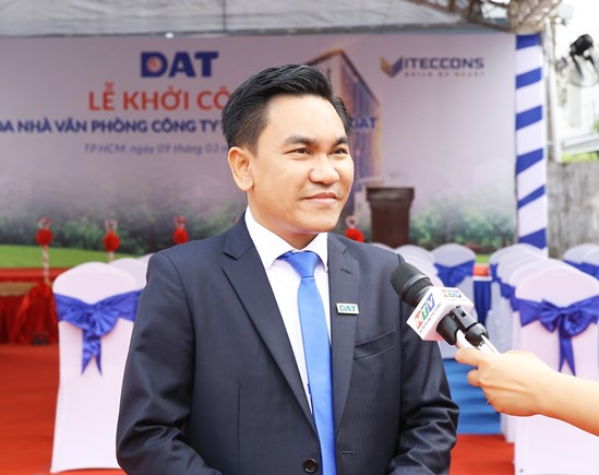 Tổng gi&amp;aacute;m  đốc DAT Group - anh Ti&amp;ecirc;u Văn Đạt