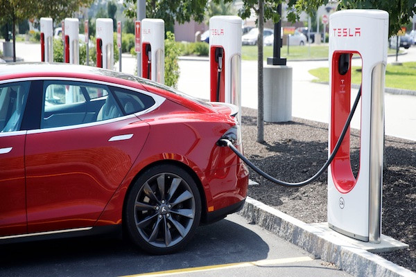 T&amp;iacute;nh đến cuối th&amp;aacute;ng 9/2022, theo số liệu của Bộ Giao th&amp;ocirc;ng vận tải, Tesla b&amp;aacute;n được 45.812 chiếc xe điện tại thị trường H&amp;agrave;n Quốc