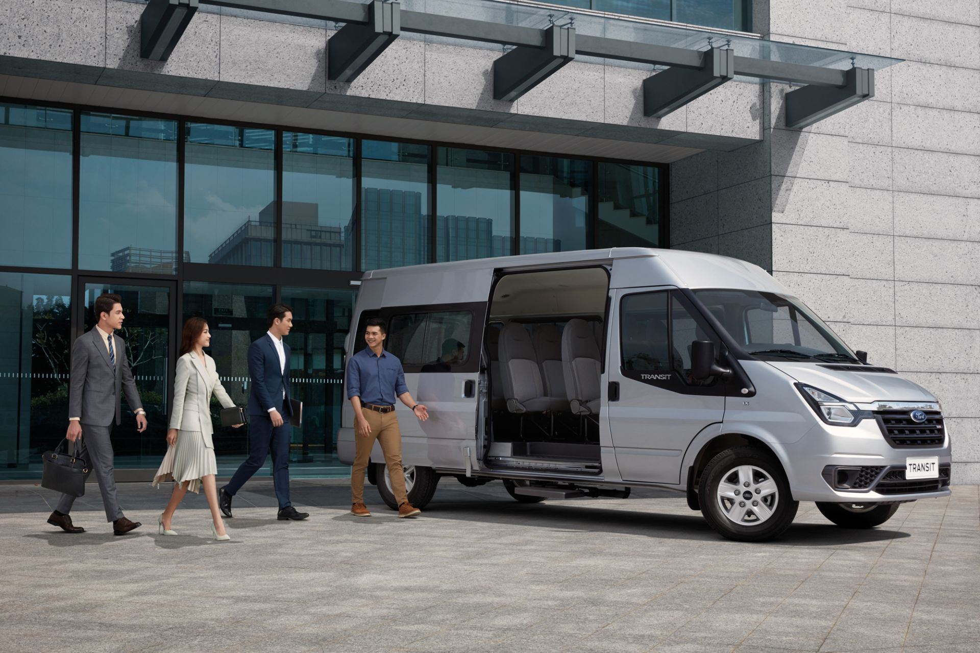 Ford-Transit-Feature-A