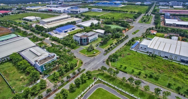 Xu hướng chuyển dịch sản xuất từ Trung Quốc sang Việt Nam đang diễn ra sẽ là động lực tăng trưởng cho phân khúc bất động sản khu công nghiệp. Ảnh: IT Xu hướng chuyển dịch sản xuất từ Trung Quốc sang Việt Nam đang diễn ra sẽ là động lực tăng trưởng cho phân khúc bất động sản khu công nghiệp. Ảnh: IT
