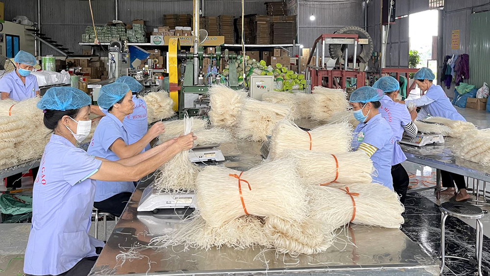 Nguồn vốn của Quỹ TDND H&amp;ugrave;ng L&amp;ocirc; (TP Việt Tr&amp;igrave;) đ&amp;atilde; gi&amp;uacute;p cho nhiều th&amp;agrave;nh vi&amp;ecirc;n trong khu vực đầu tư ph&amp;aacute;t triển nghề sản xuất m&amp;igrave; gạo
