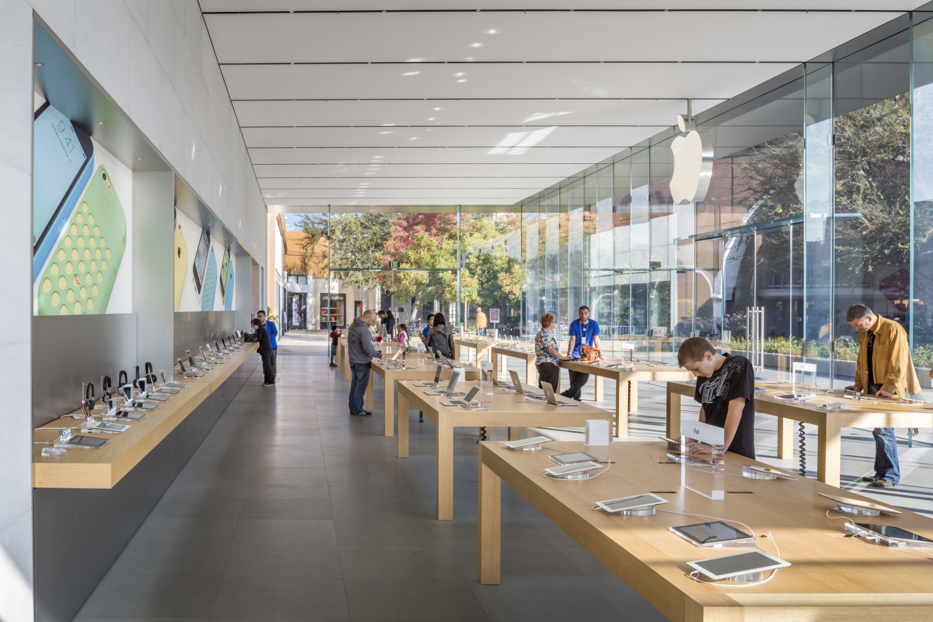 Apple đ&amp;atilde; c&amp;oacute; mặt trong danh s&amp;aacute;ch n&amp;agrave;y trong suốt 15 năm qua, ngay từ thời kỳ đầu