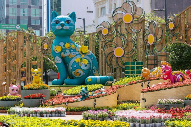 Linh vật mèo ở các địa phương Tết Nguyên Đán Quý Mão 2023