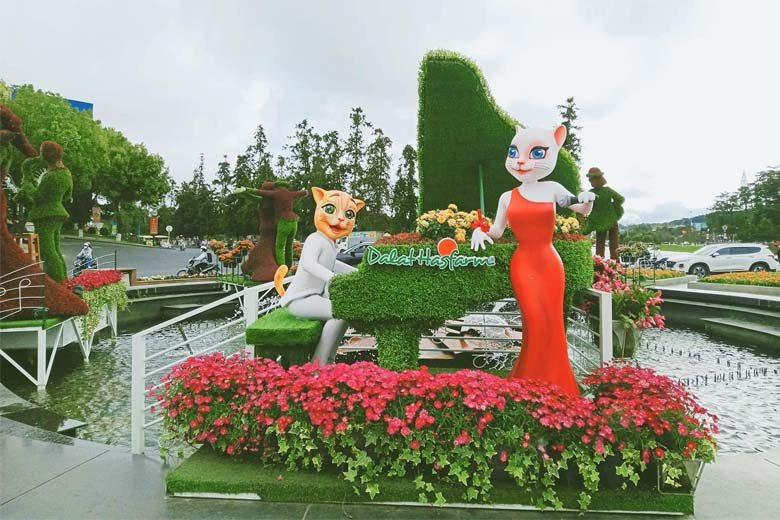 Linh vật mèo ở các địa phương Tết Nguyên Đán Quý Mão 2023