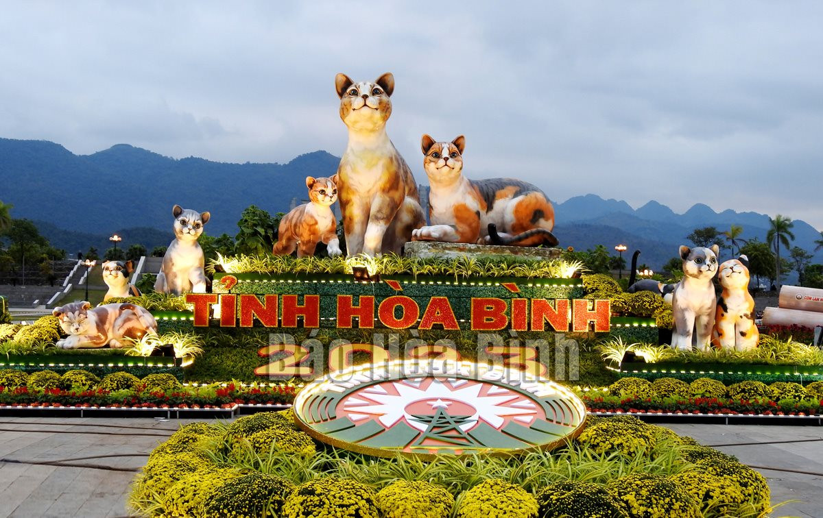 Linh vật mèo ở các địa phương Tết Nguyên Đán Quý Mão 2023