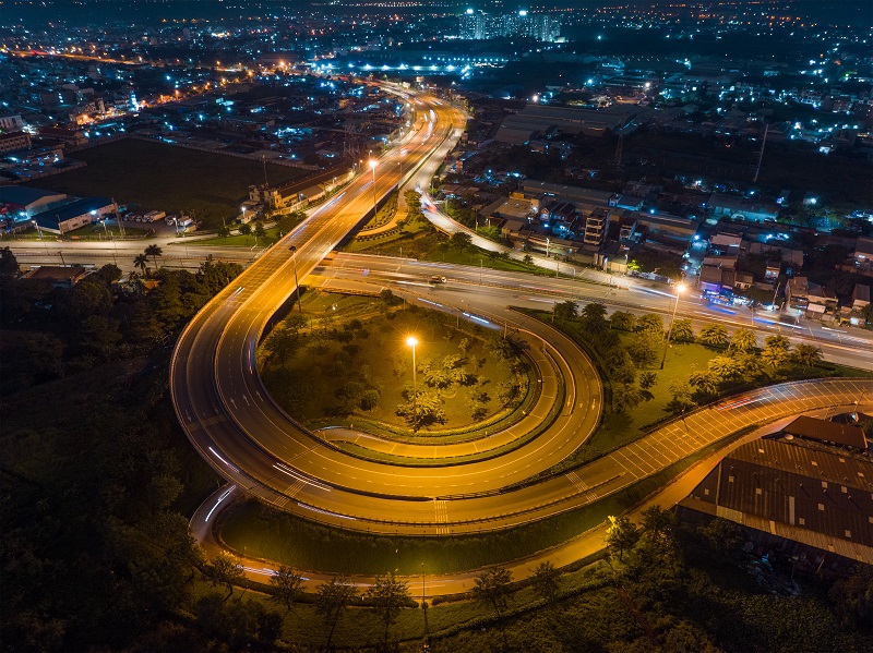 Giao th&amp;ocirc;ng cửa ng&amp;otilde; ph&amp;iacute;a Nam được quan t&amp;acirc;m đầu tư g&amp;oacute;p phần th&amp;uacute;c đẩy tăng trưởng kinh tế