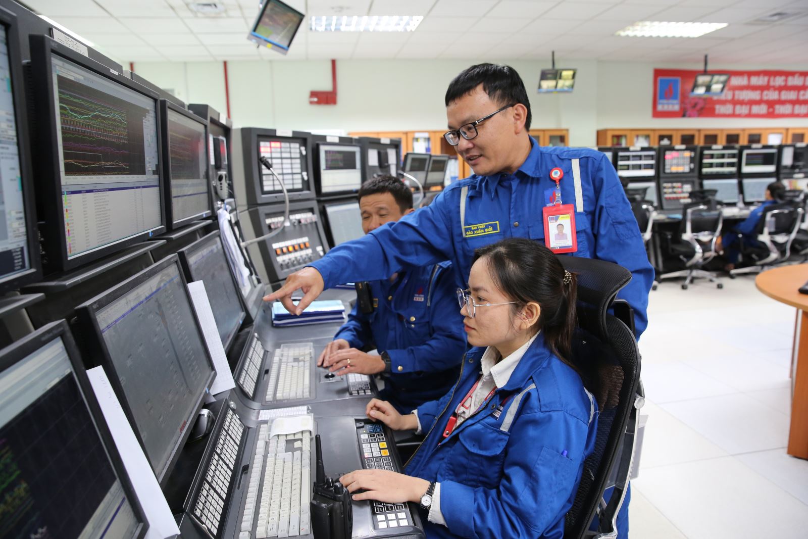 Đội ngủ Kỹ sư, người lao động BSR ứng trực, sẵn s&amp;agrave;ng l&amp;agrave;m việc trong những ng&amp;agrave;y Tết Nguy&amp;ecirc;n đ&amp;aacute;n Q&amp;uacute;y M&amp;atilde;o