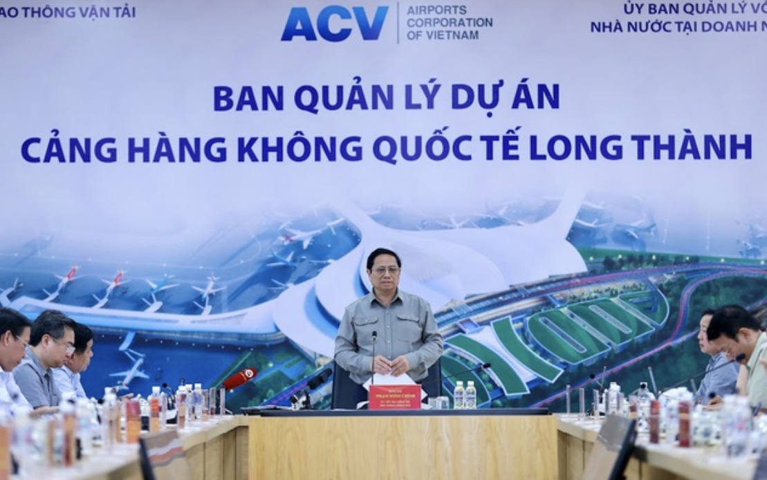 Thủ tướng chỉ đạo tại buổi l&amp;agrave;m việc Ban quản l&amp;yacute; dự &amp;aacute;n cảng h&amp;agrave;ng kh&amp;ocirc;ng quốc tế.