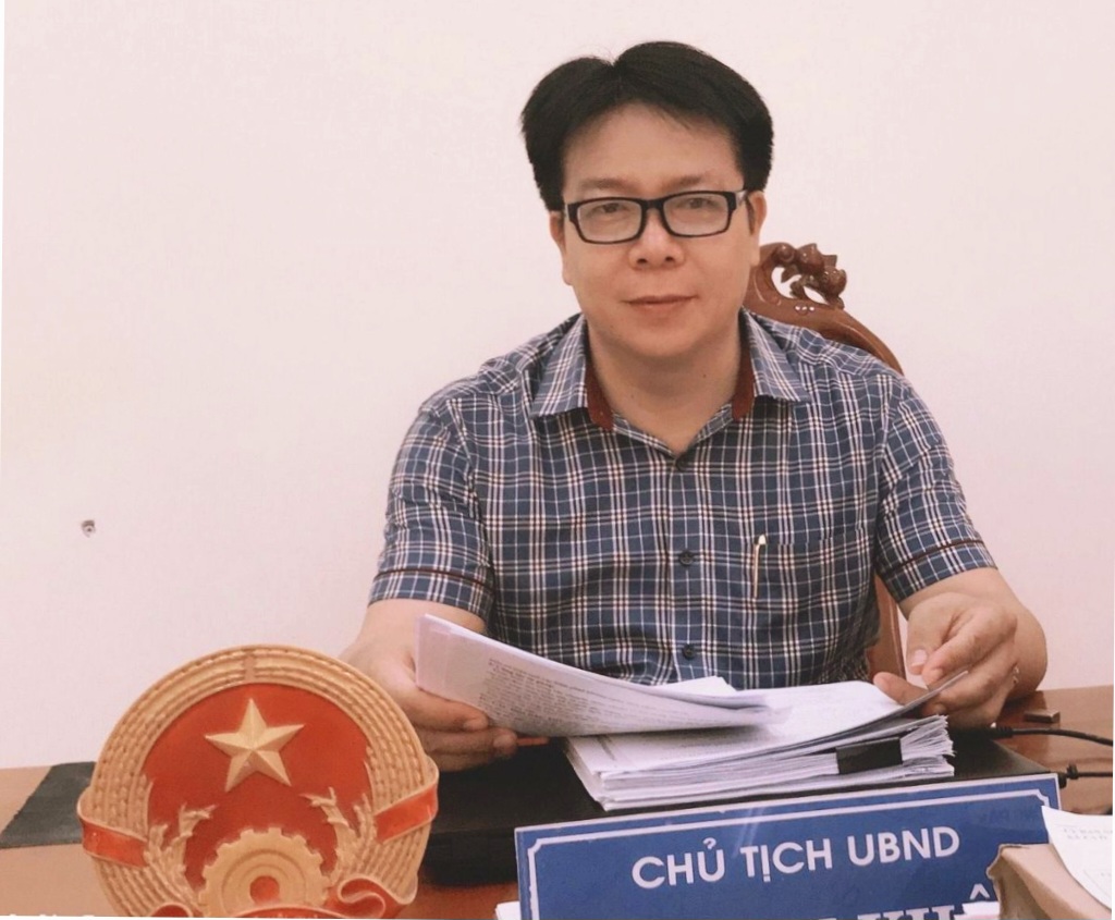 &amp;Ocirc;ng V&amp;otilde; Huy Kh&amp;ocirc;i, Ph&amp;oacute; B&amp;iacute; thư Đảng ủy - Chủ tịch UBND x&amp;atilde; Ea &amp;Ocirc;