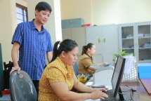 Phú Thọ thực hiện chi trả chế độ chính sách không dùng tiền mặt