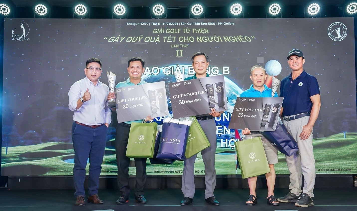 Mr Elvin Chong CEO TLS ASIA, 03 Golfers đạt giải v&amp;agrave; PCT Mr V&amp;otilde; Minh Tuấn ( Poker Tuấn)