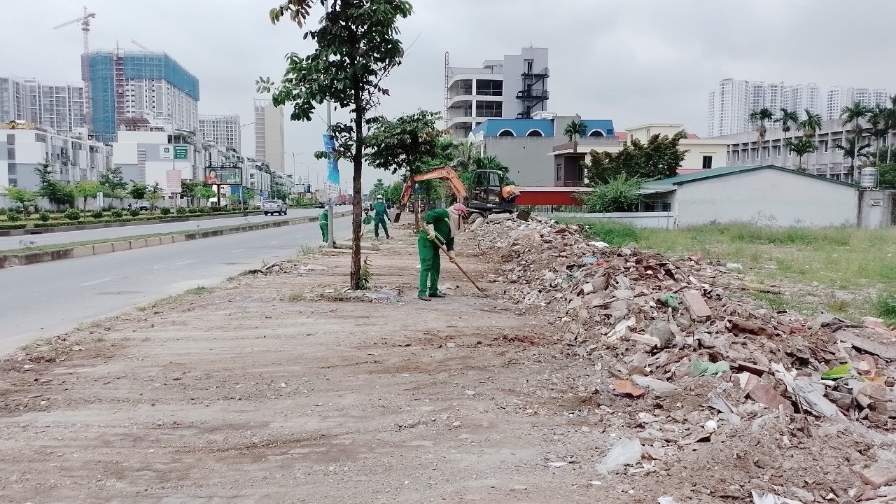 C&amp;ocirc;ng ty TNHH Một th&amp;agrave;nh vi&amp;ecirc;n M&amp;ocirc;i trường đ&amp;ocirc; thi Hải Ph&amp;ograve;ng tổng vệ sinh tại c&amp;aacute;c điểm c&amp;ocirc;ng cộng tr&amp;ecirc;n địa b&amp;agrave;n th&amp;agrave;nh phố
