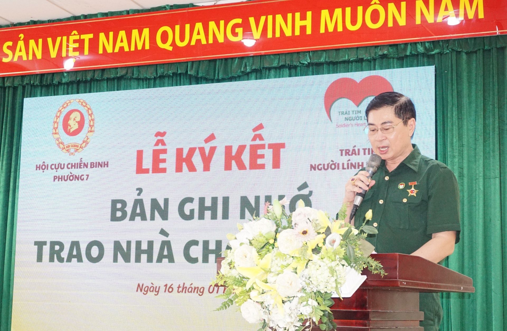 &amp;Ocirc;ng Nguyễn C&amp;ocirc;ng Trung - Chủ tịch CLB Tr&amp;aacute;i tim Người l&amp;iacute;nh miền T&amp;acirc;y