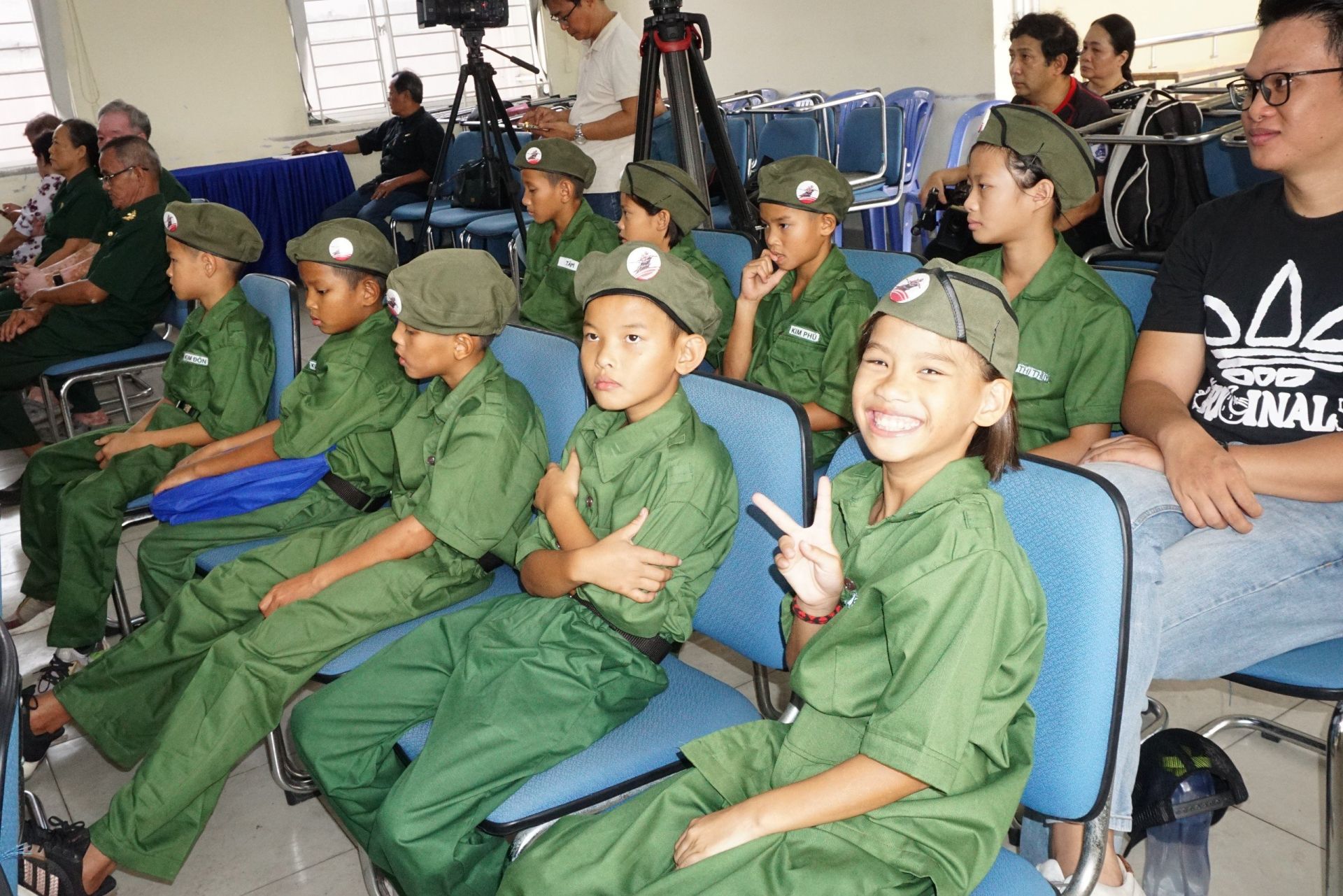 C&amp;ocirc;ng tr&amp;igrave;nh c&amp;oacute; sự đ&amp;oacute;ng g&amp;oacute;p của 12 ch&amp;aacute;u mồ c&amp;ocirc;i Cơ sở bảo trợ trẻ em Thi&amp;ecirc;n Thần (Quận 9, TP. Hồ Ch&amp;iacute; Minh)