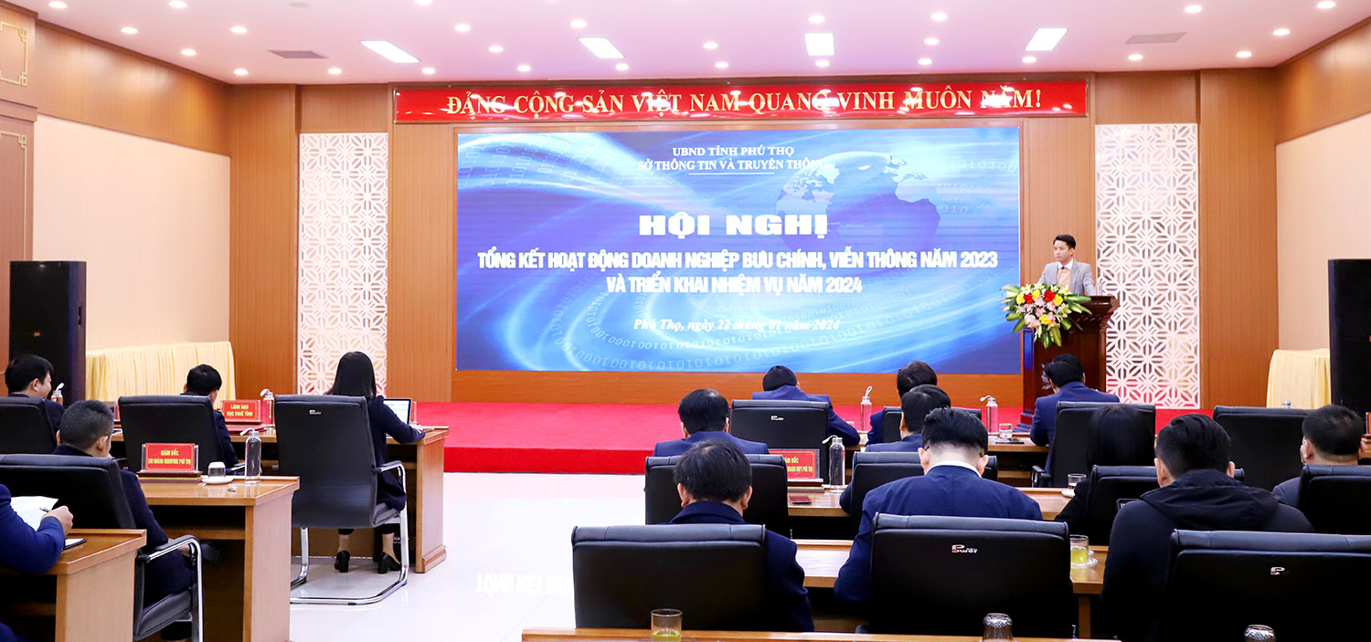 Quang cảnh hội nghị tổng kết hoạt động doanh nghiệp bưu ch&amp;iacute;nh, viễn th&amp;ocirc;ng năm 2023, triển khai nhiệm vụ năm 2024