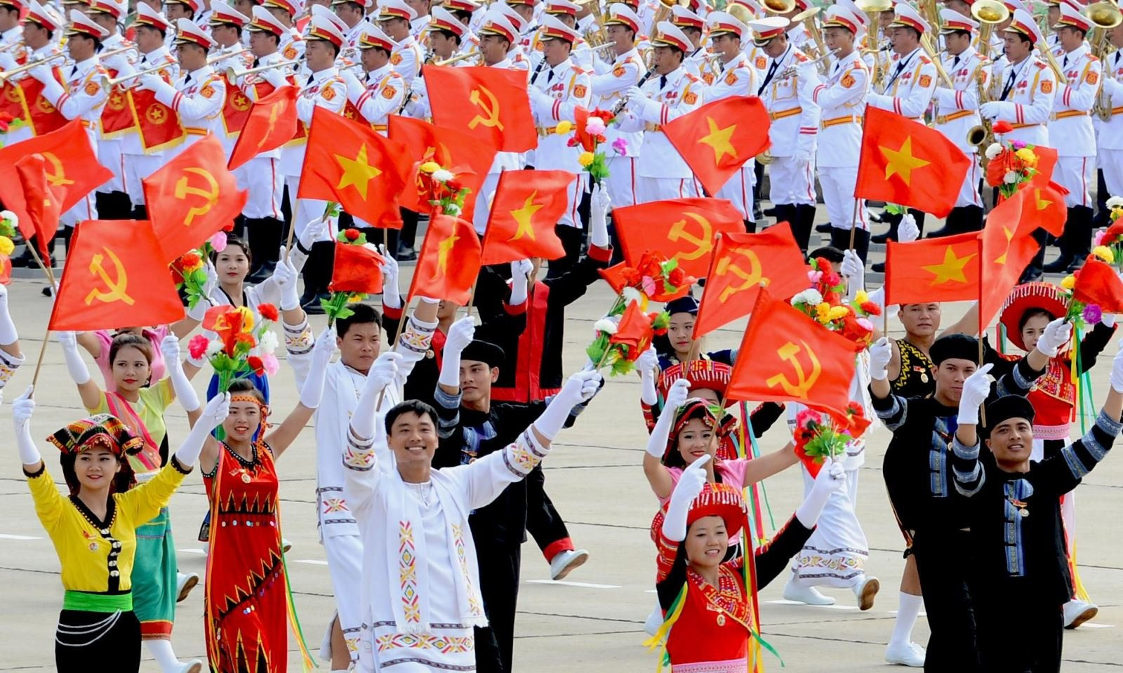 Bảo vệ nền tảng tư tưởng của Đảng l&amp;agrave; nhiệm vụ thi&amp;ecirc;ng li&amp;ecirc;ng với lịch sử, với Đảng, B&amp;aacute;c Hồ v&amp;agrave; Nh&amp;acirc;n d&amp;acirc;n