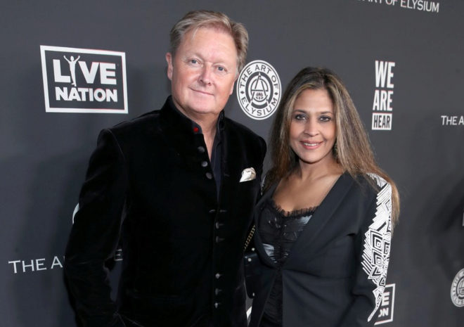 Cặp vợ chồng Henrik Fisker v&amp;agrave; Geeta Gupta-Fisker.