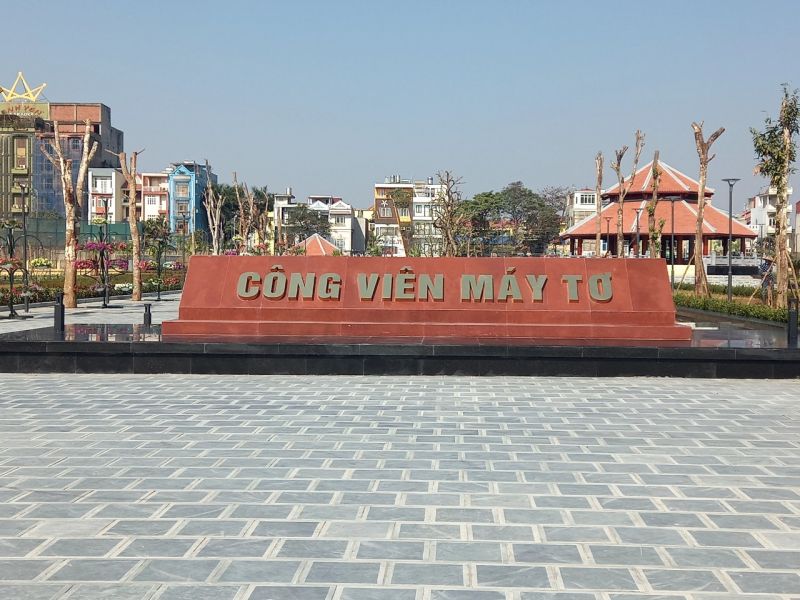 C&amp;ocirc;ng vi&amp;ecirc;n M&amp;aacute;y Tơ c&amp;ocirc;ng tr&amp;igrave;nh trọng điểm của UBND quận Ng&amp;ocirc; Quyền vừa được kh&amp;aacute;nh th&amp;agrave;nh phục vụ người d&amp;acirc;n vui chơi đ&amp;oacute;n Tết.