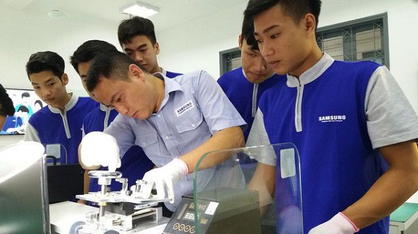 Ch&amp;uacute; trọng tăng số lao động c&amp;oacute; kỹ năng ph&amp;ugrave; hợp với nhu cầu thị trường lao động; tỷ lệ qua đ&amp;agrave;o tạo c&amp;oacute; bằng cấp, chứng chỉ