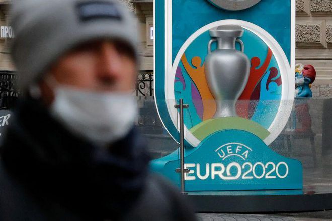 VCK EURO đang đối mặt với nhiều kh&amp;oacute; khăn do đại dịch Covid-19/ ẢNH: REUTERS