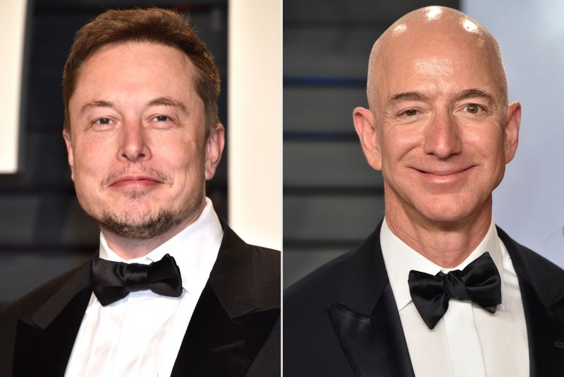 Cuộc đua song m&amp;atilde; giữa &amp;ocirc;ng chủ Amazon Jeff Bezos v&amp;agrave; Elon Musk đang rất căng thẳng khi khối t&amp;agrave;i sản của 2 tỷ ph&amp;uacute; li&amp;ecirc;n tục thay đổi nhanh ch&amp;oacute;ng.