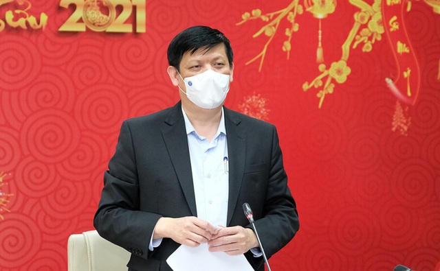 Bộ trưởng Bộ Y tế ph&amp;aacute;t biểu tại cuộc họp