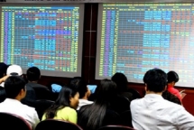 Phạt nặng các vi phạm quy định về phòng, chống rửa tiền và khủng bố trong lĩnh vực chứng khoán