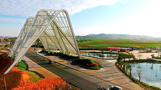 Cổng ch&amp;agrave;o tỉnh Quảng Ninh