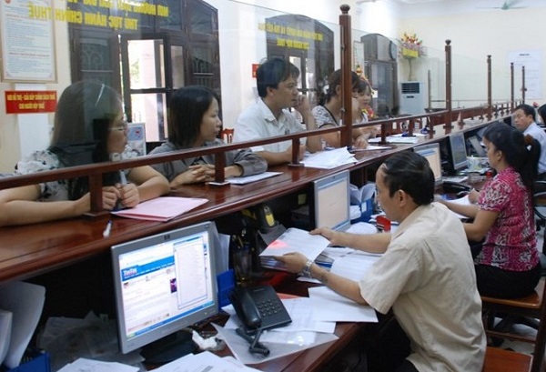 Tổng cục Thuế đồng thời đưa ra y&amp;ecirc;u cầu đối với tất cả Cục Thuế từ c&amp;aacute;c tỉnh trong cả nước cũng phải kiểm so&amp;aacute;t việc ho&amp;agrave;n thuế gi&amp;aacute; trị gia tăng với c&amp;aacute;c doanh nghiệp c&amp;oacute; rủi ro cao