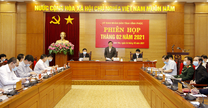 &amp;Ocirc;ng L&amp;ecirc; Duy Th&amp;agrave;nh, Chủ tịch UBND tỉnh Vĩnh Ph&amp;uacute;c chủ tr&amp;igrave; phi&amp;ecirc;n họp