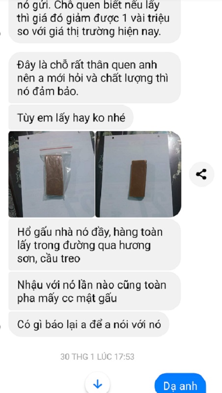 Giao tiếp với một đầu mối để mua cao hổ cốt
