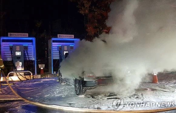 C&amp;oacute; &amp;iacute;t nhất 15 vụ ch&amp;aacute;y, nổ xe điện đ&amp;atilde; được b&amp;aacute;o c&amp;aacute;o. (Ảnh: Yonhap)