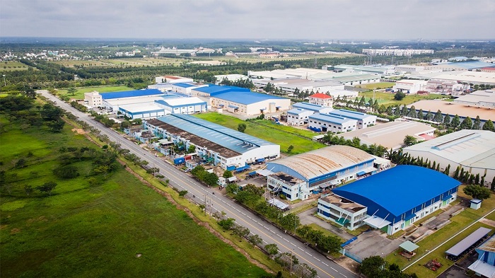 Sản xuất c&amp;ocirc;ng nghiệp, th&amp;aacute;ng 02/2021 ước t&amp;iacute;nh giảm so với th&amp;aacute;ng trước v&amp;agrave; so với c&amp;ugrave;ng kỳ năm trước. Ảnh: Internet