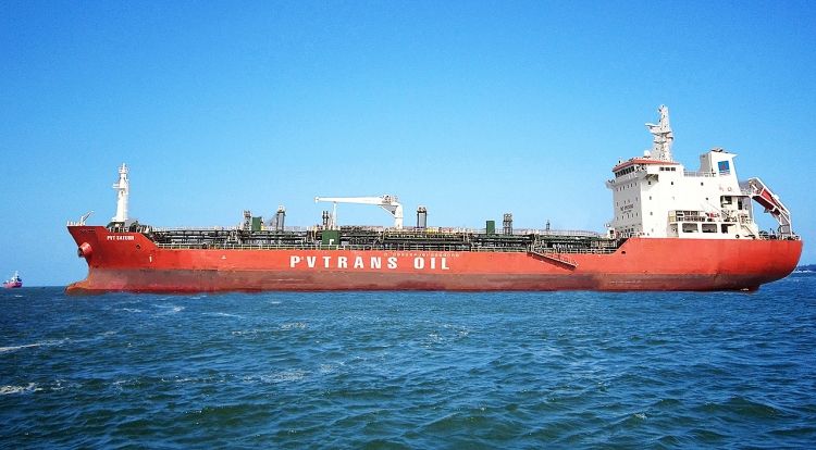 Vận tải Dầu kh&amp;iacute; - PVTrans b&amp;aacute;o l&amp;atilde;i r&amp;ograve;ng qu&amp;yacute; IV/2021 giảm 38%