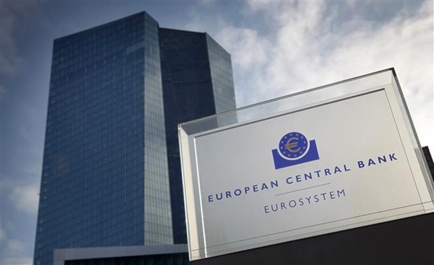 ECB giữ nguy&amp;ecirc;n ch&amp;iacute;nh s&amp;aacute;ch tiền tệ bất chấp lạm ph&amp;aacute;t tăng cao kỷ lục tại Eurozone. (Ảnh: AFP/TTXVN)