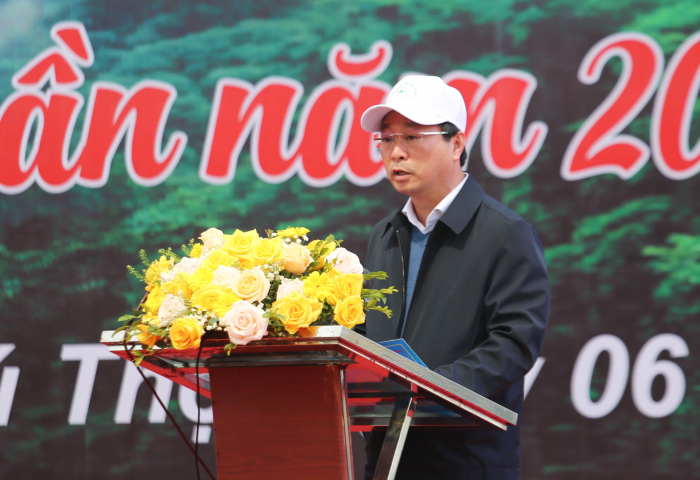 Chủ tịch UBND tỉnh Ph&amp;uacute; Thọ- B&amp;ugrave;i Văn Quang ph&amp;aacute;t biểu hưởng ứng tại lễ ph&amp;aacute;t động Tết trồng c&amp;acirc;y
