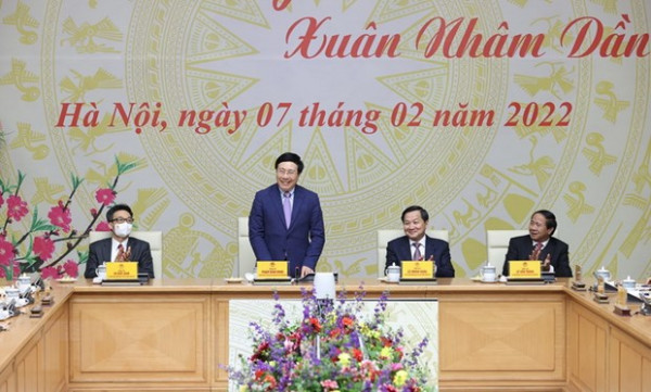 Bắt tay ngay vào công việc, "không để tháng Giêng là tháng ăn chơi”