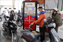 Giải pháp nào để điều hành giá xăng dầu phù hợp?