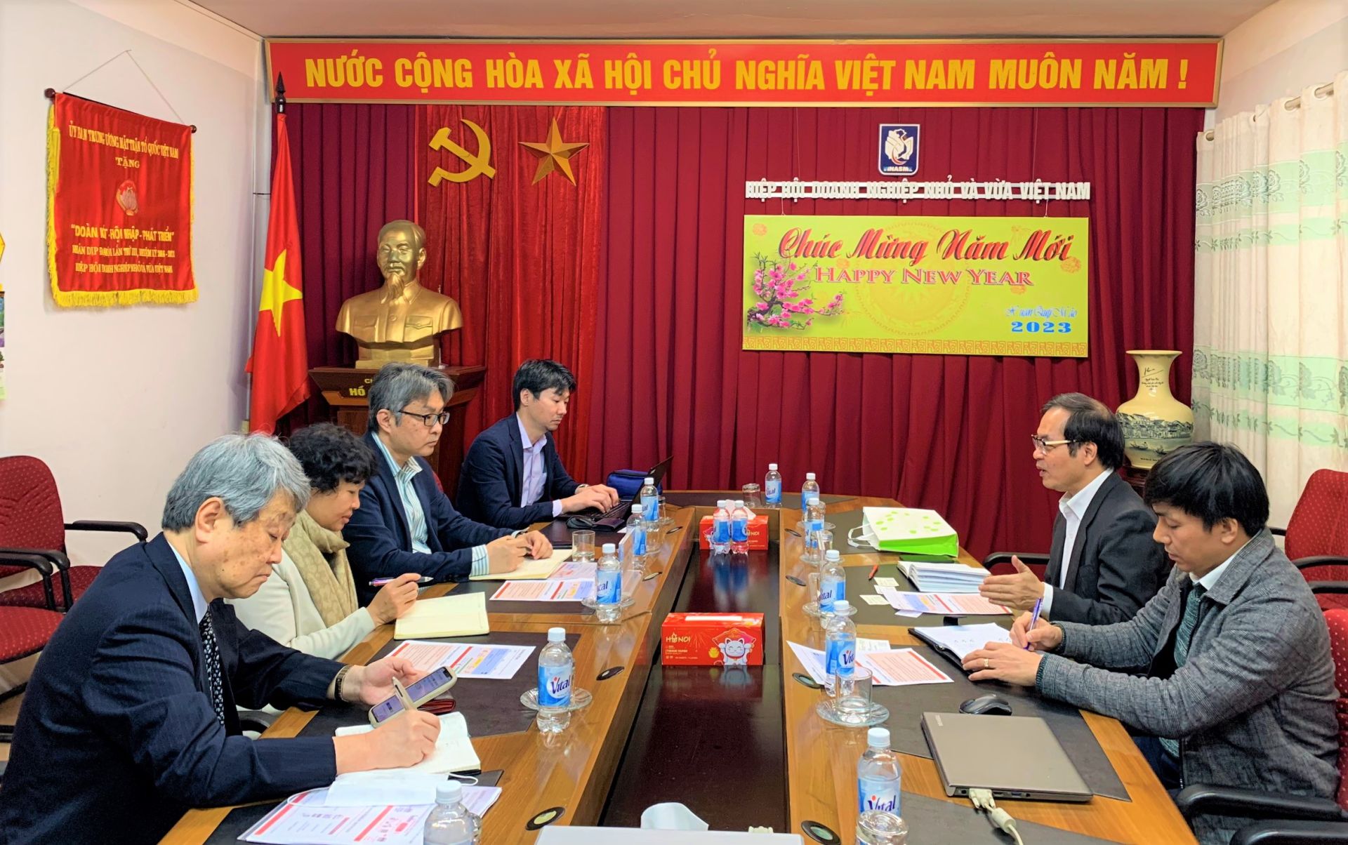 To&amp;agrave;n cảnh buổi gặp gỡ v&amp;agrave; trao đổi giữa Vinasme v&amp;agrave; EuroCham