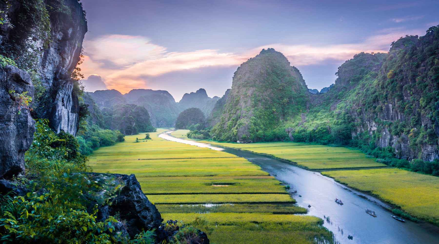 Tại hạng mục 10 điểm đến th&amp;acirc;n thiện nhất thế giới, Ninh B&amp;igrave;nh l&amp;agrave; đại diện duy nhất của Việt Nam, đứng Top 7.