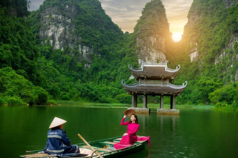Ninh B&amp;igrave;nh lọp top 10 điểm đến th&amp;acirc;n thiện nhất thế giới.