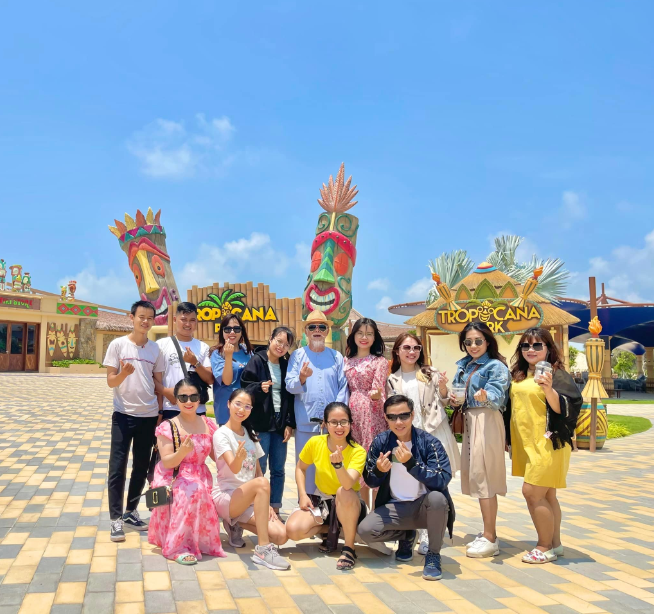 Mang sắc m&amp;agrave;u văn h&amp;oacute;a của quần đảo nhiệt đới Polynesia ở Nam Th&amp;aacute;i B&amp;igrave;nh Dương, c&amp;ocirc;ng vi&amp;ecirc;n nước Tropicana Park l&amp;agrave; một trong những điểm đến nổi bật tại NovaWorld Ho Tram, lu&amp;ocirc;n thu h&amp;uacute;t đ&amp;ocirc;ng đảo du kh&amp;aacute;ch gần xa