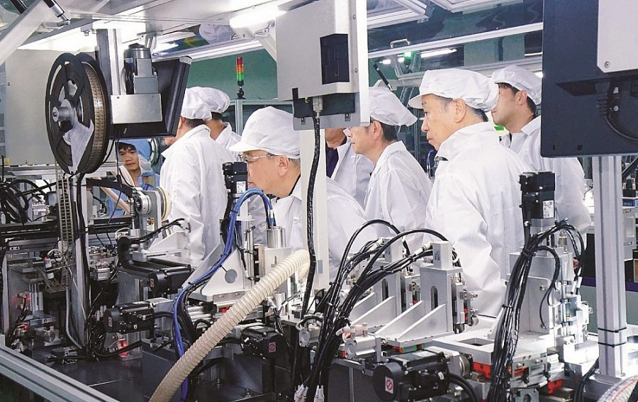 Những nh&amp;acirc;n tố ch&amp;iacute;nh th&amp;uacute;c đẩy tăng trưởng kinh tế Việt Nam