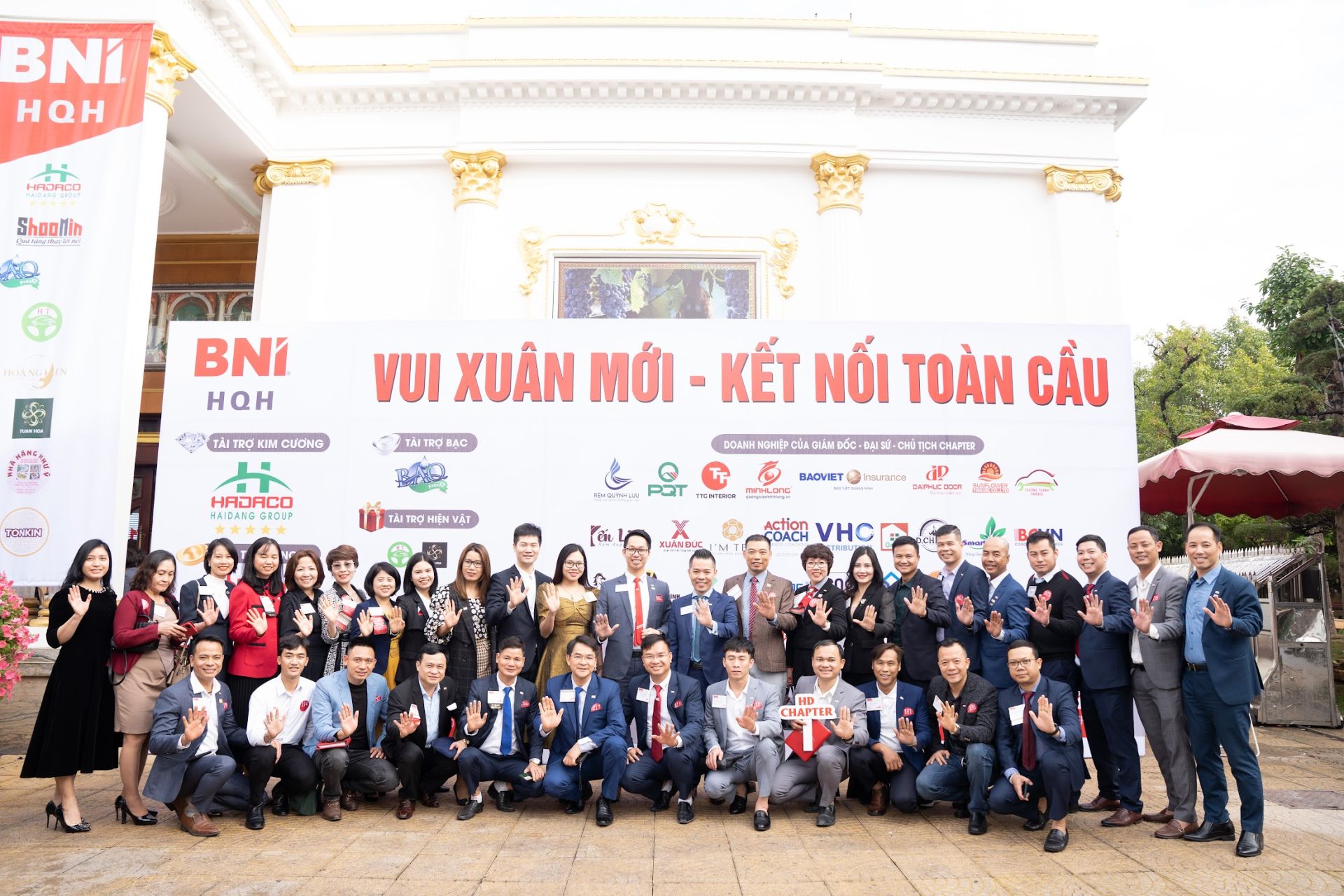 Tại sự kiện, hơn 200 cơ hội được thực hiện theo quy tr&amp;igrave;nh 1-2-1 (gặp gỡ ri&amp;ecirc;ng trực tiếp giữa 2 doanh nghiệp) v&amp;agrave; gần 200 cơ hội kinh doanh th&amp;agrave;nh c&amp;ocirc;ng giữa c&amp;aacute;c chủ doanh nghiệp.