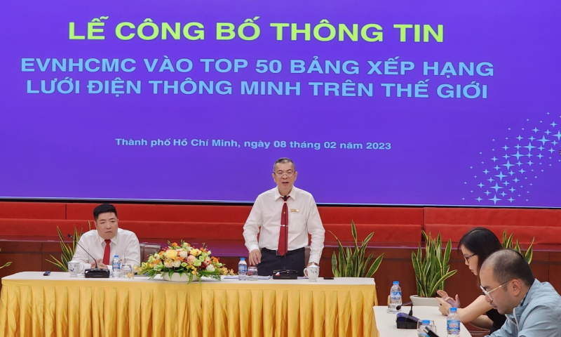 &amp;Ocirc;ng Nguyễn Văn Thanh &amp;ndash; Tổng gi&amp;aacute;m đốc EVNHCMC ph&amp;aacute;t biểu tại buổi lễ