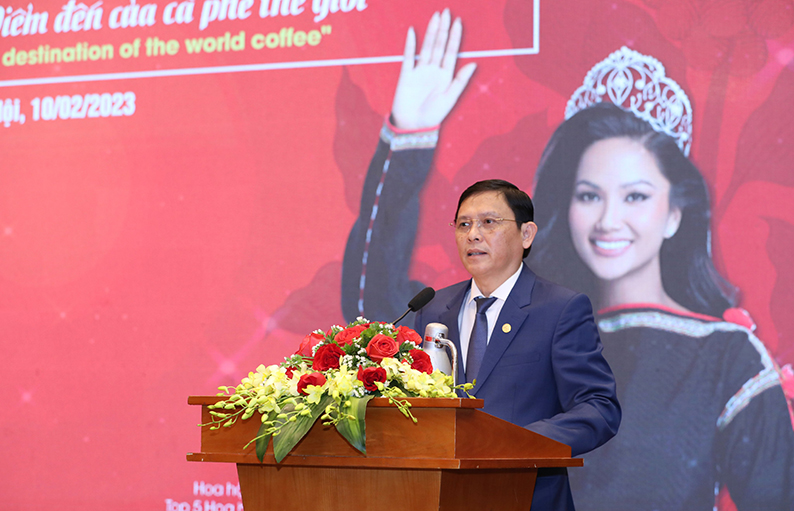 &amp;Ocirc;ng Nguyễn Tuấn H&amp;agrave; - PCT UBND Đăk Lăk, trưởng BTC lễ hội c&amp;agrave; ph&amp;ecirc; lần thứ 8-2023 ph&amp;aacute;t biểu